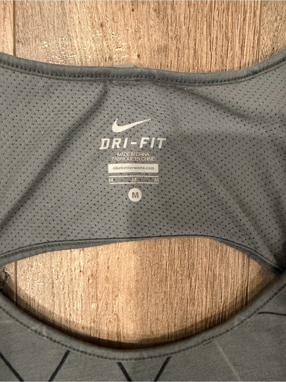 Nike Gray Geometric Racerback Workout Tank - Picture 5 of 7